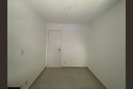 Casa à venda com 58m², 3 quartos e 2 vagas