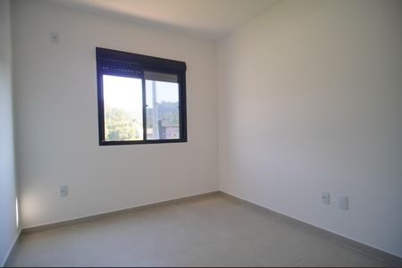 Casa à venda com 58m², 3 quartos e 2 vagasSuíte