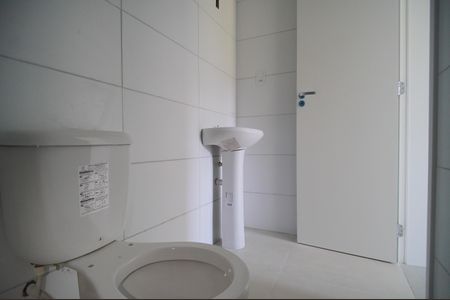 Casa à venda com 58m², 3 quartos e 2 vagasBanheiro da Suíte