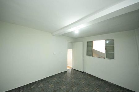 Casa para alugar com 200m², 2 quartos e 1 vaga Casa para alugar com 200m², 2 quartos e 1 vagaSala