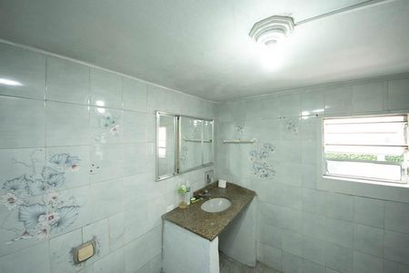 Casa para alugar com 200m², 2 quartos e 1 vaga Casa para alugar com 200m², 2 quartos e 1 vagaBanheiro 2