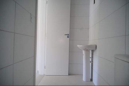 Casa à venda com 58m², 3 quartos e 2 vagasBanheiro da Suíte