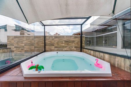 Apartamento à venda com 88m², 2 quartos e 1 vaga Apartamento à venda com 88m², 2 quartos e 1 vagaJacuzzi