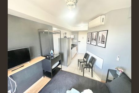 Studio à venda com 20m², 1 quarto e sem vagaSala/Quarto/Cozinha