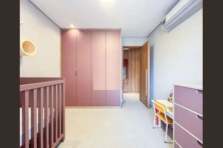 Casa à venda com 3 quartos, 210m² em Parque Esmeralda, São Paulo