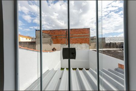 Casa à venda com 180m², 3 quartos e 2 vagas Casa à venda com 180m², 3 quartos e 2 vagasQuarto 3 - Janela
