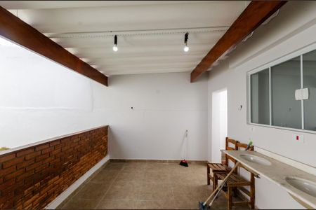 Casa à venda com 180m², 3 quartos e 2 vagas Casa à venda com 180m², 3 quartos e 2 vagasÁrea de Serviço