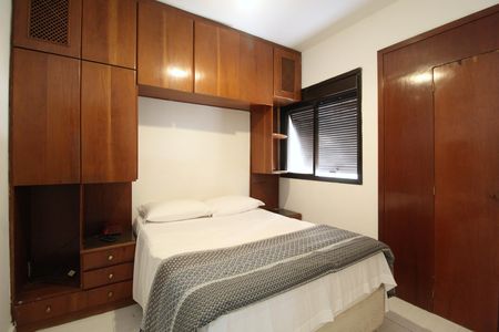 Quarto de apartamento à venda com 1 quarto, 36m² em Moema, São Paulo