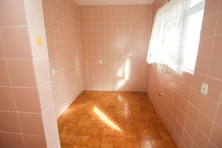 Apartamento à venda com 53m², 2 quartos e sem vaga Apartamento à venda com 53m², 2 quartos e sem vagaCozinha e Área de Serviço