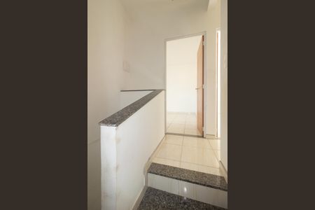 Casa de condomínio para alugar com 84m², 2 quartos e 1 vagaCorredor