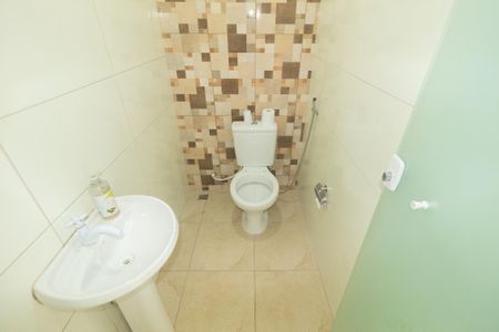 Casa de condomínio para alugar com 84m², 2 quartos e 1 vagaLavabo