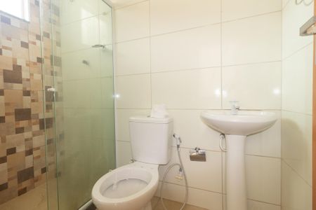 Casa de condomínio para alugar com 84m², 2 quartos e 1 vagaBanheiro Social