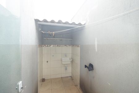 Casa de condomínio para alugar com 84m², 2 quartos e 1 vagaÁrea de Serviço