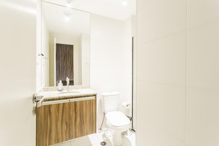 Studio para alugar com 24m², 1 quarto e sem vaga Studio para alugar com 24m², 1 quarto e sem vagaBanheiro