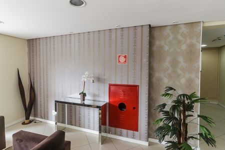 Apartamento à venda com 68m², 2 quartos e 2 vagas Apartamento à venda com 68m², 2 quartos e 2 vagasHall social