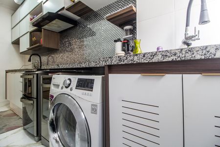 Apartamento à venda com 68m², 2 quartos e 2 vagas Apartamento à venda com 68m², 2 quartos e 2 vagasÁrea de Serviço