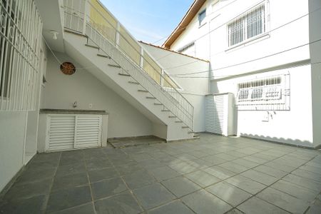 Casa à venda com 236m², 5 quartos e 2 vagasQuintal/ Edícula 