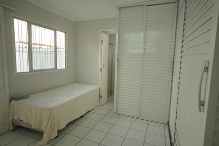 Casa à venda com 236m², 5 quartos e 2 vagasQuarto de Serviço