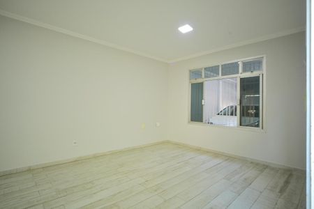 Casa à venda com 236m², 5 quartos e 2 vagasSala de estar 