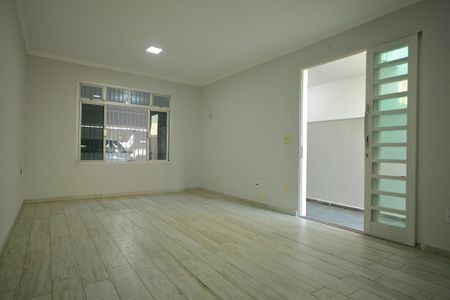 Sala de estar  de casa para alugar com 3 quartos, 236m² em Cidade Miramar, São Bernardo do Campo