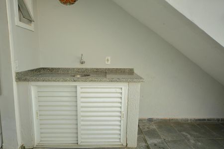 Casa à venda com 236m², 5 quartos e 2 vagasÁrea de Serviço
