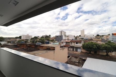 Sacada de apartamento para alugar com 4 quartos, 185m² em Daniel Fonseca, Uberlândia