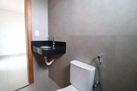 Apartamento para alugar com 185m², 4 quartos e 2 vagasBanheiro do Quarto 4