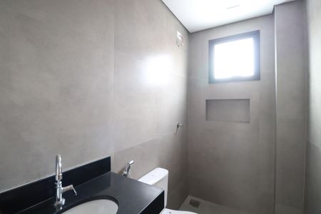 Apartamento para alugar com 185m², 4 quartos e 2 vagasBanheiro do Quarto 2