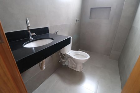 Apartamento para alugar com 185m², 4 quartos e 2 vagasBanheiro do Quarto 2