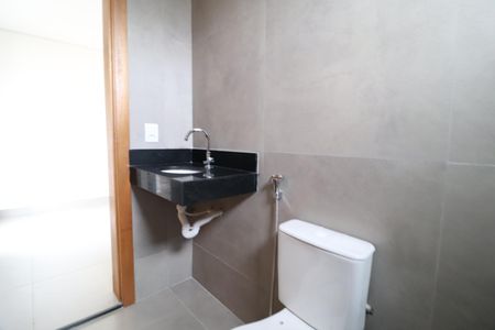 Apartamento para alugar com 185m², 4 quartos e 2 vagasBanheiro do Quarto 2
