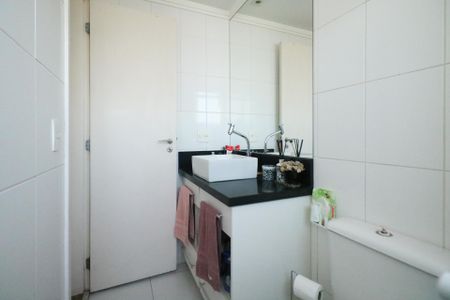 Apartamento à venda com 64m², 2 quartos e 1 vagaBanheiro da Suíte
