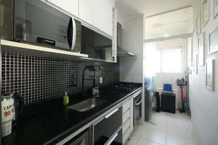 Apartamento à venda com 64m², 2 quartos e 1 vagaCozinha