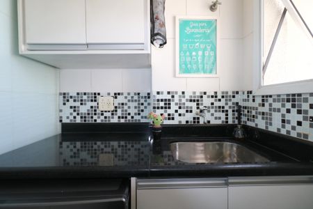 Apartamento à venda com 64m², 2 quartos e 1 vagaÁrea de Serviço