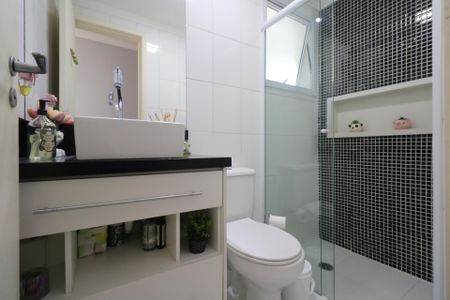 Apartamento à venda com 64m², 2 quartos e 1 vagaBanheiro Social