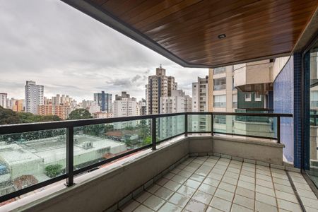 Apartamento à venda com 200m², 3 quartos e 2 vagas