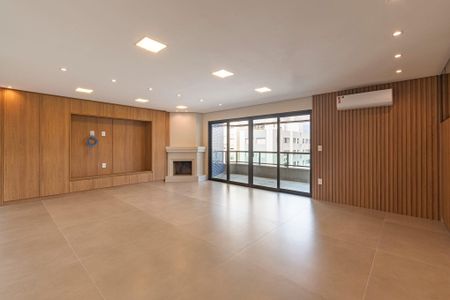 Apartamento à venda com 200m², 3 quartos e 2 vagas
