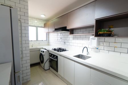Apartamento à venda com 52m², 2 quartos e 1 vaga Apartamento à venda com 52m², 2 quartos e 1 vagaCozinha e Área de Serviço