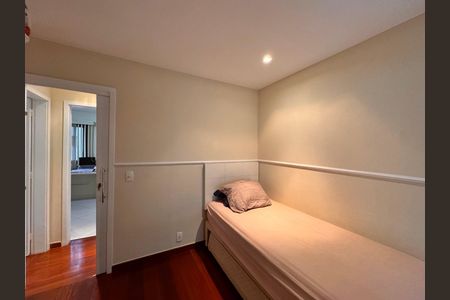 Apartamento à venda com 78m², 3 quartos e 1 vaga Apartamento à venda com 78m², 3 quartos e 1 vagaQuarto 1