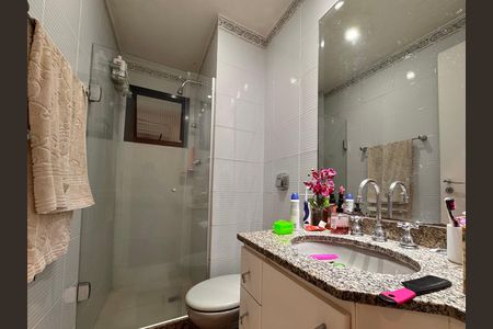 Apartamento à venda com 78m², 3 quartos e 1 vaga Apartamento à venda com 78m², 3 quartos e 1 vagaBanheiro Social