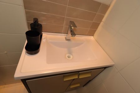 Apartamento à venda com 54m², 2 quartos e 1 vagaBanheiro - Pia