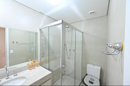 Apartamento à venda com 95m², 3 quartos e 2 vagasBanheiro Social