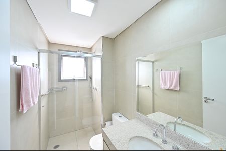 Apartamento à venda com 95m², 3 quartos e 2 vagasBanheiro da Suíte