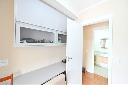 Apartamento à venda com 95m², 3 quartos e 2 vagasQuarto 3