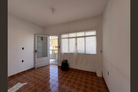 Casa à venda com 170m², 3 quartos e 1 vaga Casa à venda com 170m², 3 quartos e 1 vagaSala - Casa 1
