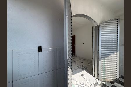 Casa à venda com 170m², 3 quartos e 1 vaga Casa à venda com 170m², 3 quartos e 1 vagaÁrea de Serviço/ Varanda - Casa 1