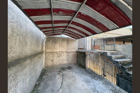 Casa à venda com 170m², 3 quartos e 1 vaga Casa à venda com 170m², 3 quartos e 1 vagaGaragem