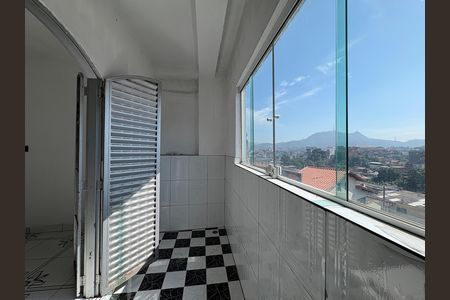 Casa à venda com 170m², 3 quartos e 1 vaga Casa à venda com 170m², 3 quartos e 1 vagaÁrea de Serviço/ Varanda - Casa 1