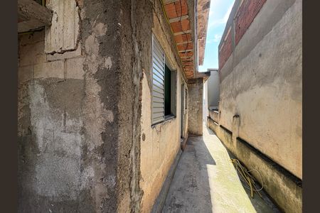 Casa à venda com 170m², 3 quartos e 1 vaga Casa à venda com 170m², 3 quartos e 1 vagaCorredor externo