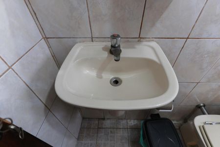 Casa à venda com 296m², 5 quartos e 3 vagasLavabo da área de lazer
