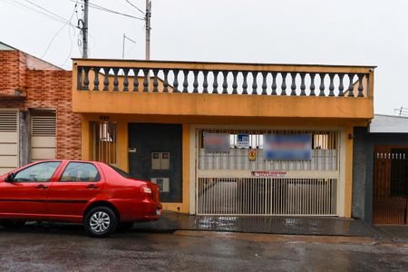 Casa à venda com 296m², 5 quartos e 3 vagasFachada + plaquinha